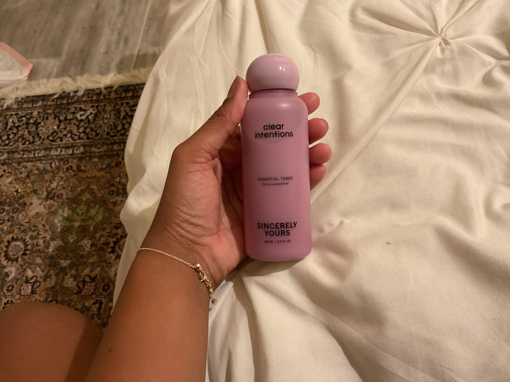 Sincerely Yours Clear Intentions toner uren hud
