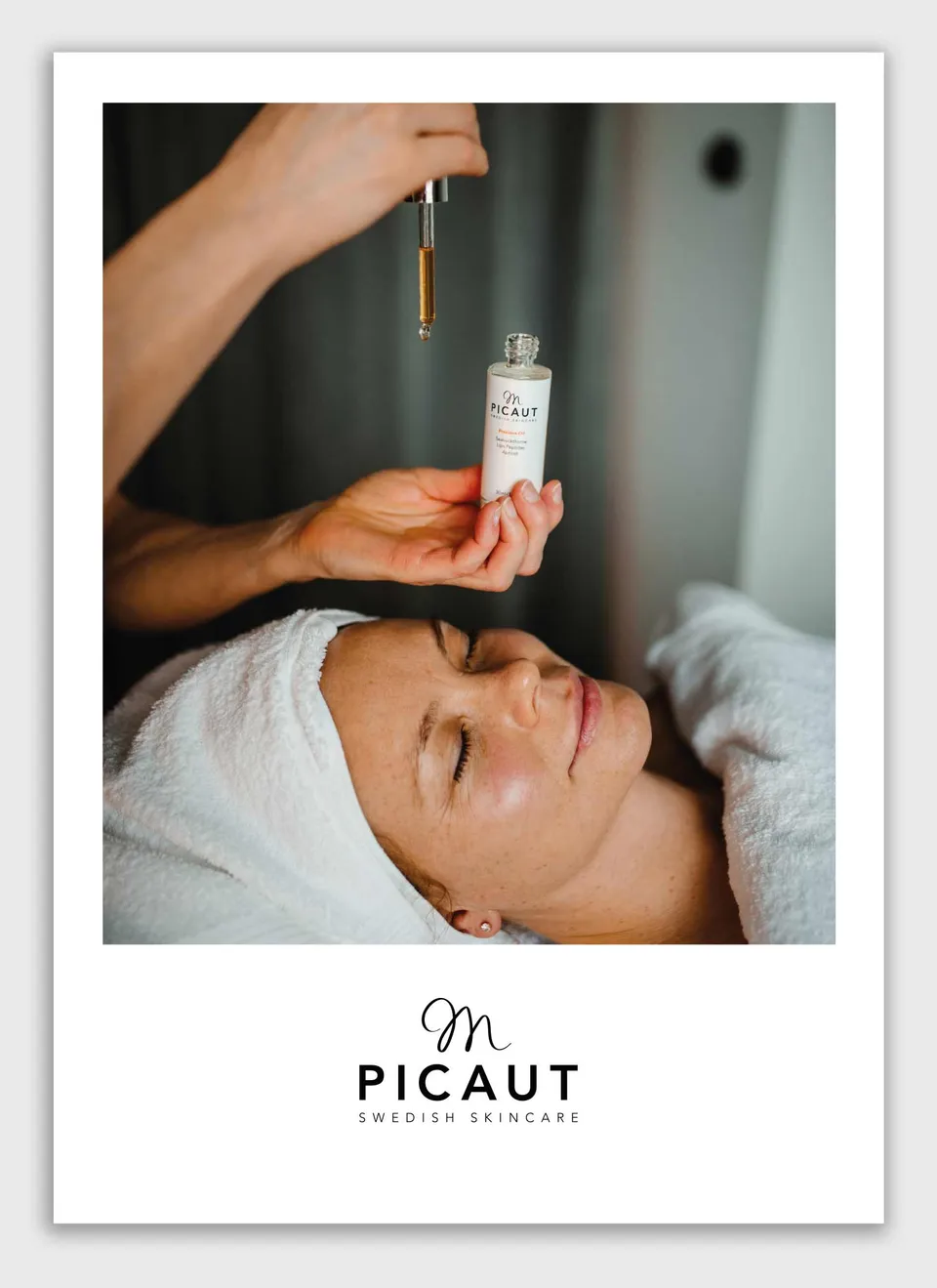 M Picaut Behandling serum plakat 50x70